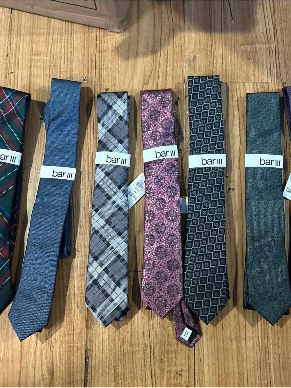 NWT bar III ties
